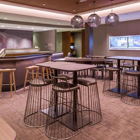 Springhill Suites By Marriott Greensboro Airport Exteriör bild