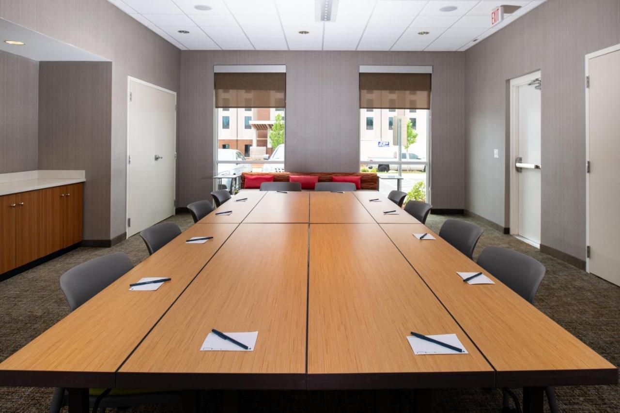 Springhill Suites By Marriott Greensboro Airport Exteriör bild