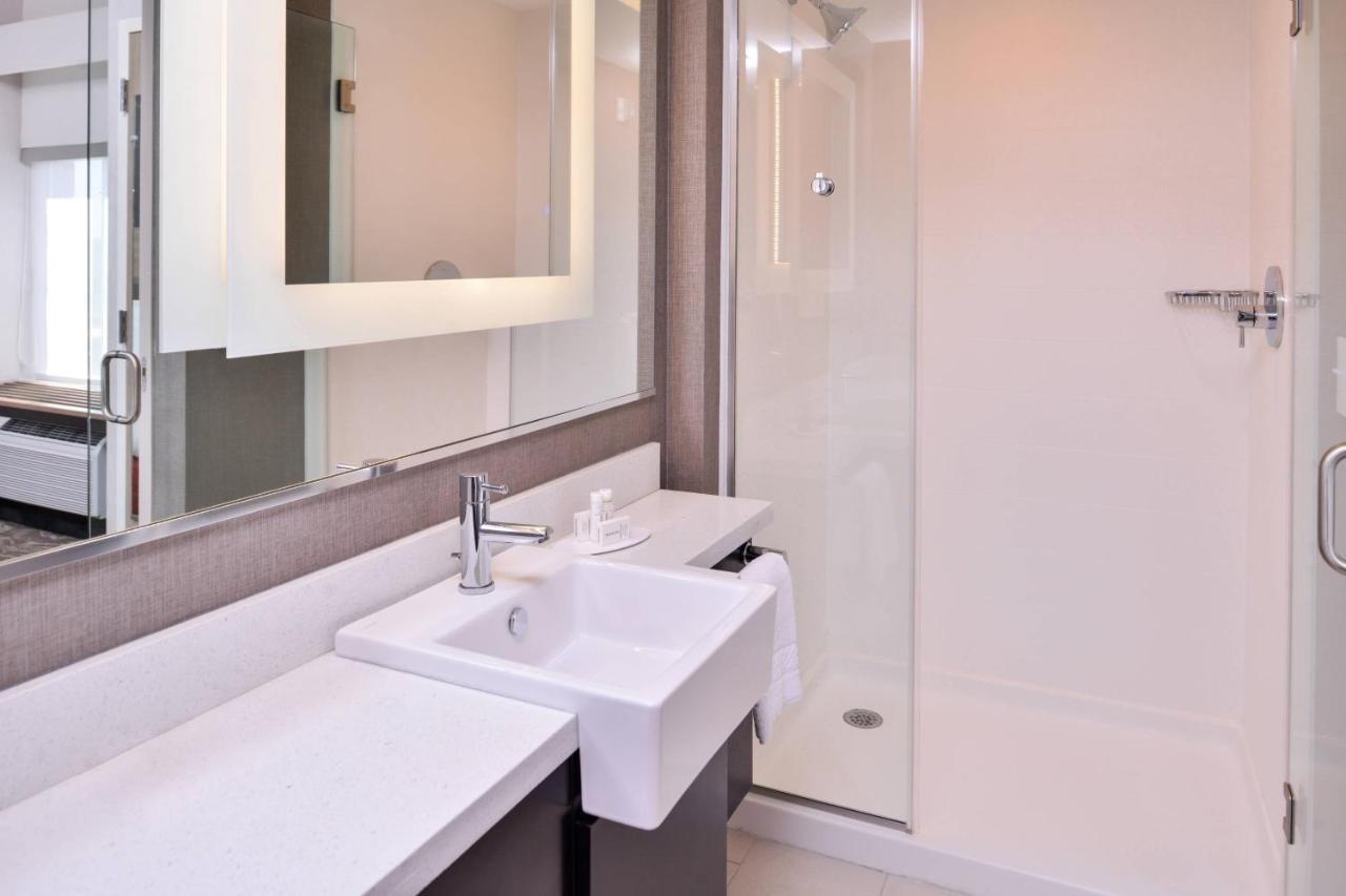 Springhill Suites By Marriott Greensboro Airport Exteriör bild