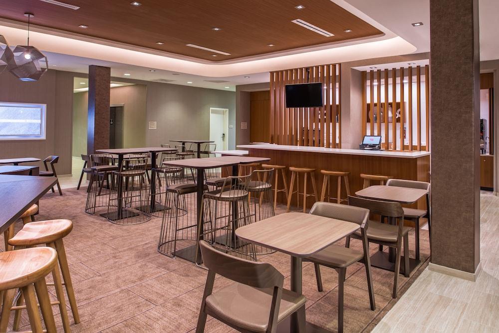 Springhill Suites By Marriott Greensboro Airport Exteriör bild